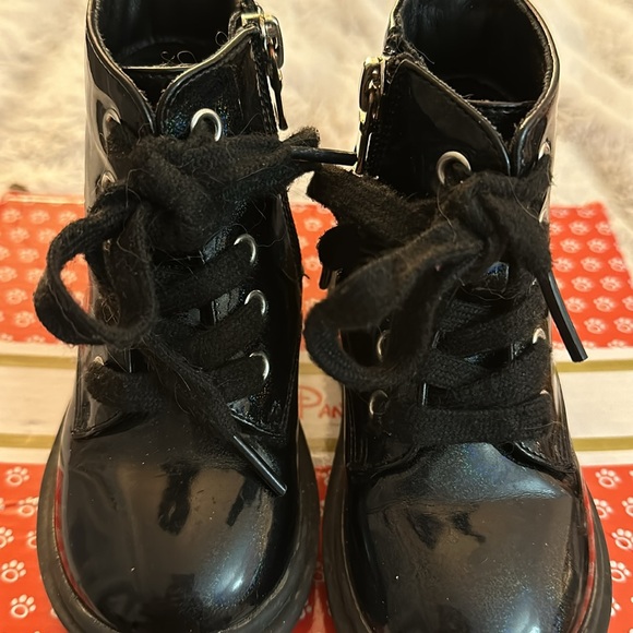 Panda Ninjia Black lace up combat boots with Zippers on side of boots. - Picture 5 of 7